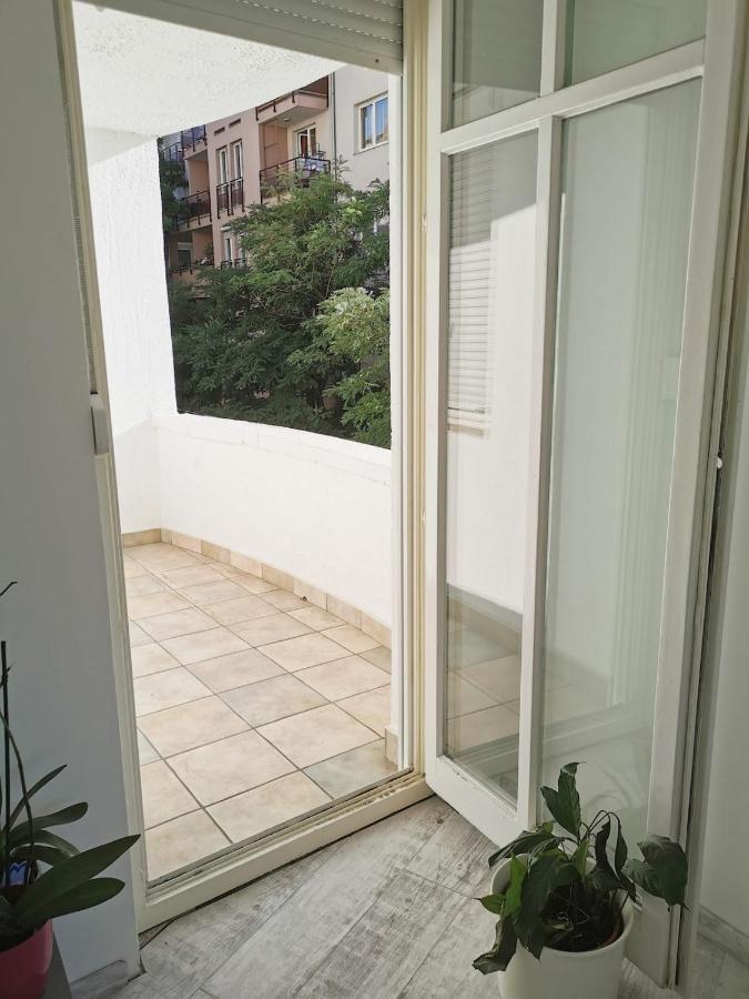 Bright, Spacious Apartment 3 Bedroom, Garage บูดาเปสต์ ภายนอก รูปภาพ