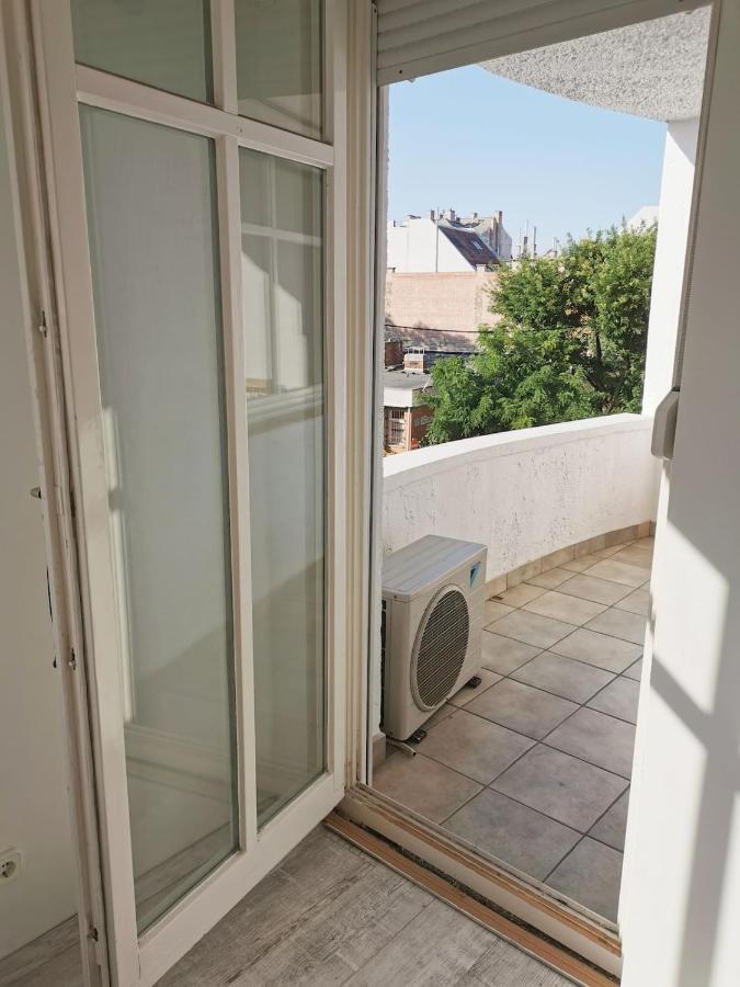 Bright, Spacious Apartment 3 Bedroom, Garage บูดาเปสต์ ภายนอก รูปภาพ