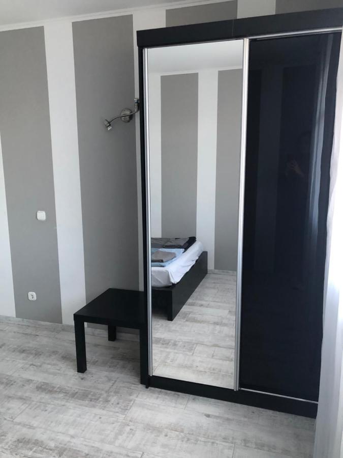 Bright, Spacious Apartment 3 Bedroom, Garage บูดาเปสต์ ภายนอก รูปภาพ