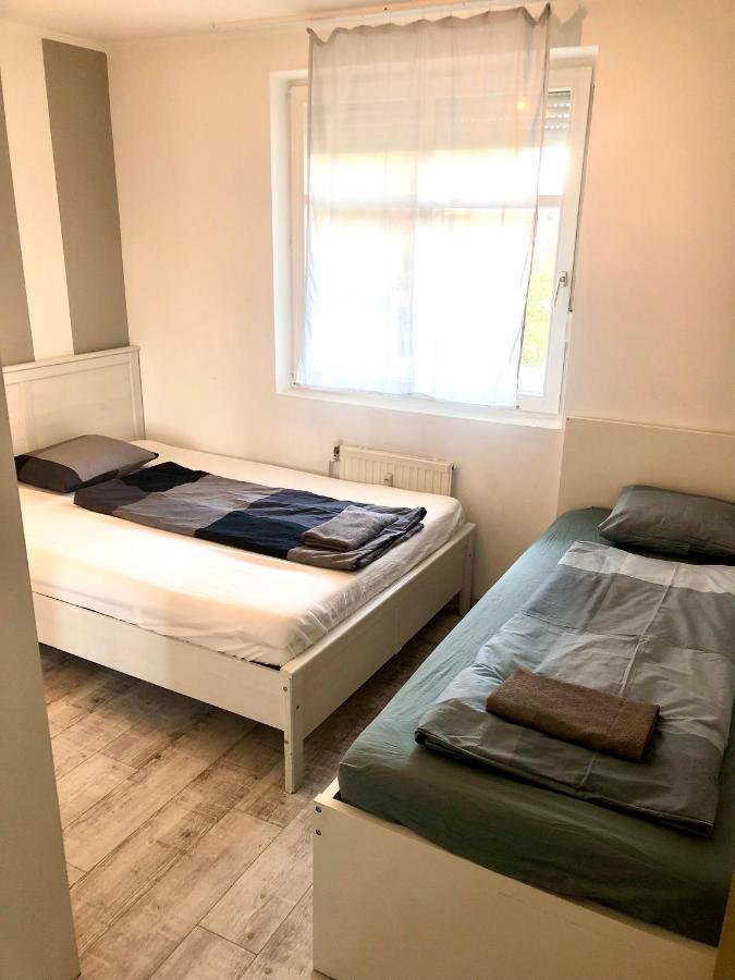 Bright, Spacious Apartment 3 Bedroom, Garage บูดาเปสต์ ภายนอก รูปภาพ
